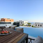 Villa Rosemary East - Heated Infinity Swimming Pool - Jacuzzi - Kids Playroom - Sea View *