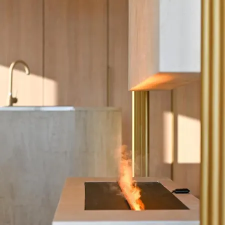 Rosemary East - Heated Infinity Swimming Pool - Jacuzzi - Kids Playroom - Sea View