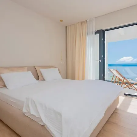 Rosemary East - Heated Infinity Swimming Pool - Jacuzzi - Kids Playroom - Sea View Villa *