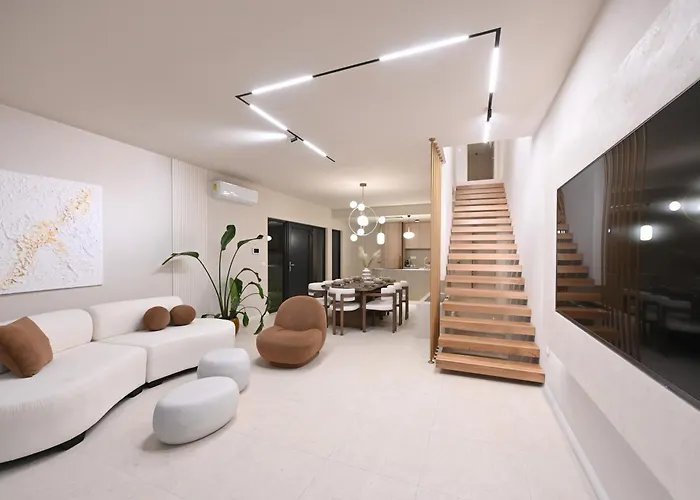 וילה Rosemary East - Heated Infinity Swimming Pool - Jacuzzi - Kids Playroom - Sea View