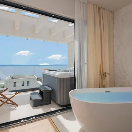 فيلة Rosemary East - Heated Infinity Swimming Pool - Jacuzzi - Kids Playroom - Sea View ماكارسكا